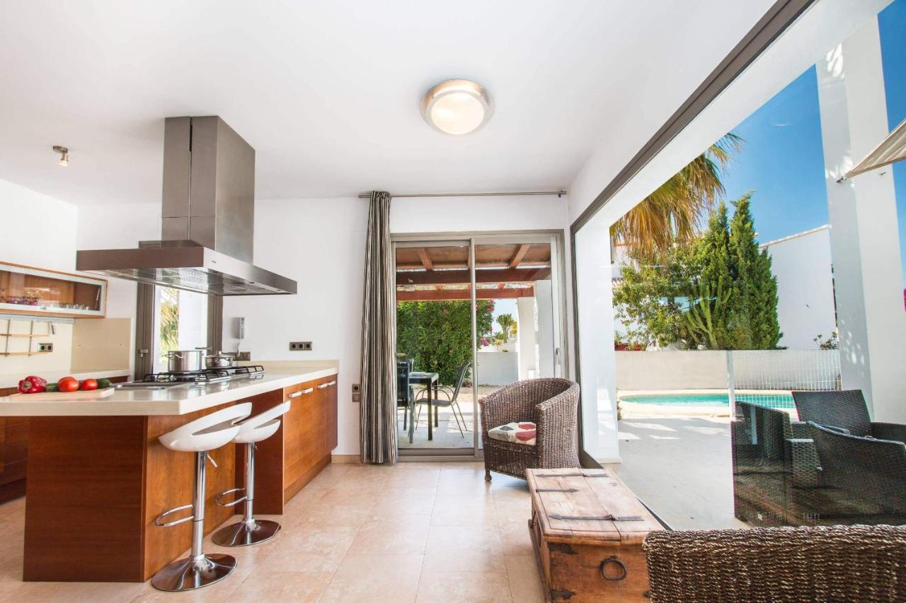 Villa Athos - Plusholidays Калпе Екстериор снимка